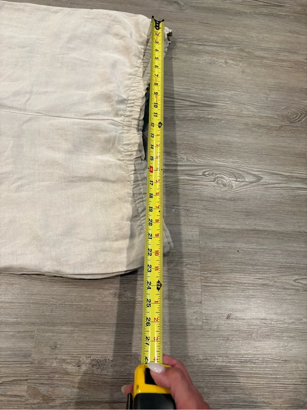 H&M lightweight cream